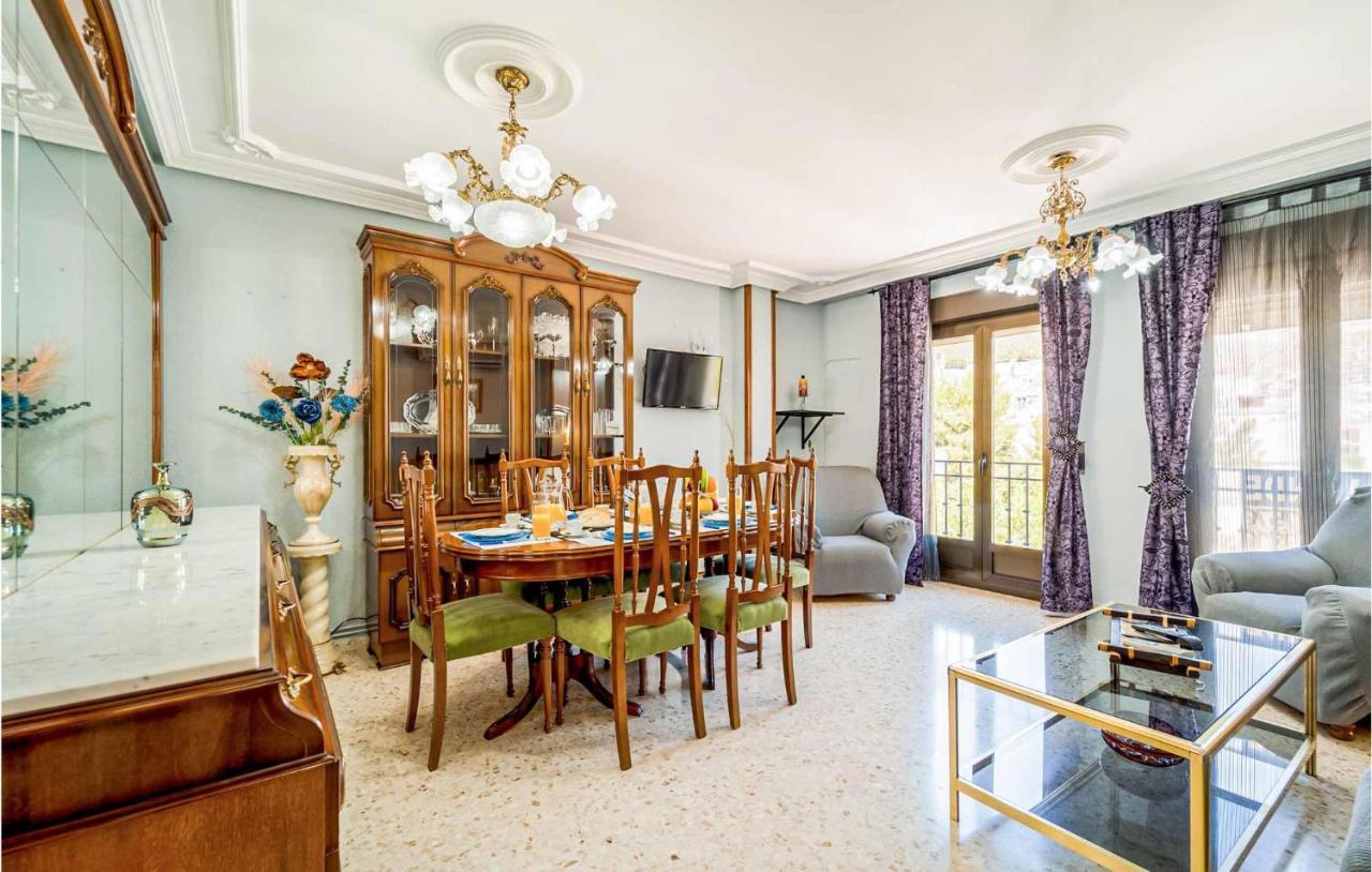 3 Bedroom Cozy Apartment In Pegalajar Eksteriør bilde