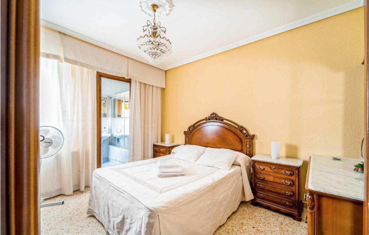 3 Bedroom Cozy Apartment In Pegalajar Eksteriør bilde
