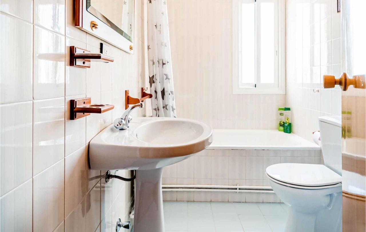 3 Bedroom Cozy Apartment In Pegalajar Eksteriør bilde